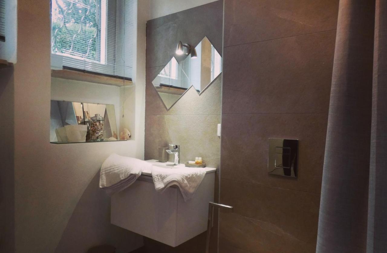 Domus 190 Rooms Varese Exterior photo